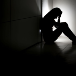 Suicídios representam uma morte em cada cem no mundo, informa OMS