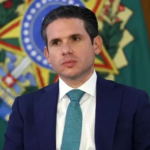 Motta troca relator da “PEC da Blindagem” e tema deve avançar ainda nesta terça (16) na Câmara