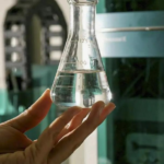 Vigilância Sanitária divulga lotes de bebida sob suspeita de contaminação por metanol