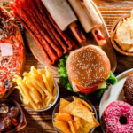 Consumo de ultraprocessados cresce e especialistas alertam para riscos à saúde