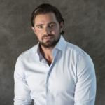 Defesa de Vorcaro pede que sua visita ao banqueiro não seja gravada, o que não é permitido em presídio federal